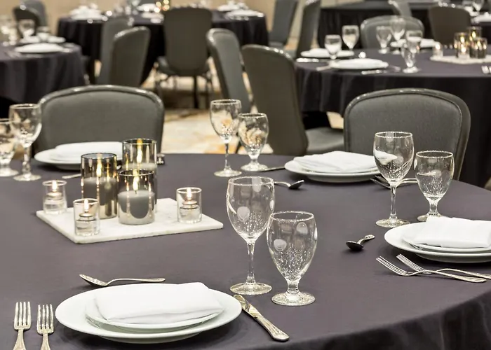 Crowne Plaza Seattle - No Resort Fee - Newly Renovated Ihg Hotel